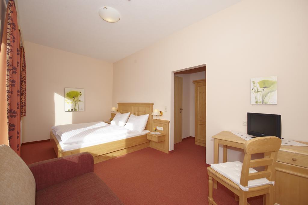 Hotel Pariente Schladming Exterior photo